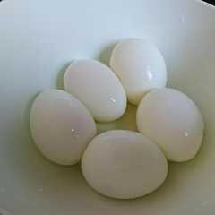 A picture of ワンダーシェフでゆで卵.