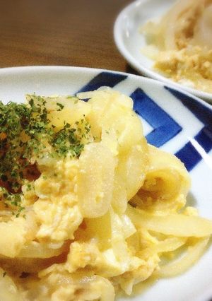 バター風味♥️玉ねぎとたまごの炒めもの-レシピのメイン写真