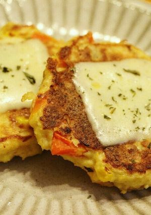 おからの炊いたんで♪おからのチーズお焼き-レシピのメイン写真