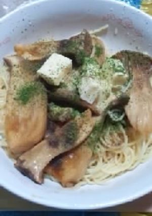 ★エリンギとアーモンドチーズ醤油スパ-レシピのメイン写真