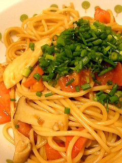 エリンギとトマトの和洋パスタ-レシピのメイン写真