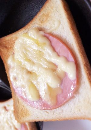朝食♡簡単ハムマヨパン♡-レシピのメイン写真