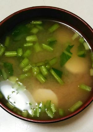ほっこり♪小かぶとにんじんの味噌汁-レシピのメイン写真