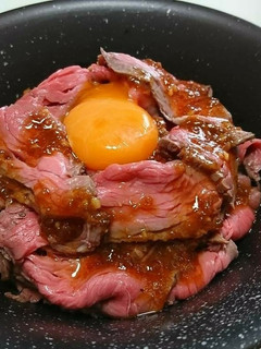 ローストビーフ丼(玉ねぎ不使用)-レシピのメイン写真