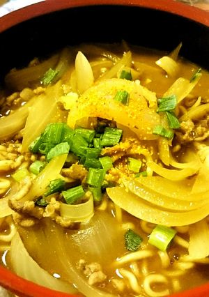 サッポロ一番で味噌カレー牛乳ラーメン-レシピのメイン写真