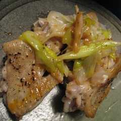 รูปของ 鶏と長葱の塩焼き