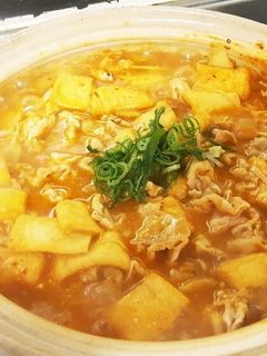 スープまで飲みほす簡単キムチ鍋!!節約!-レシピのメイン写真
