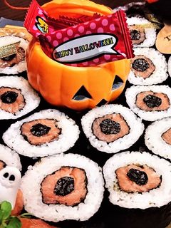 ハロウイン★【ギョロギョロ目玉の巻寿司】-レシピのメイン写真