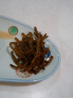 サツマイモの茎のキンピラ 昆布つゆ♪-レシピのメイン写真