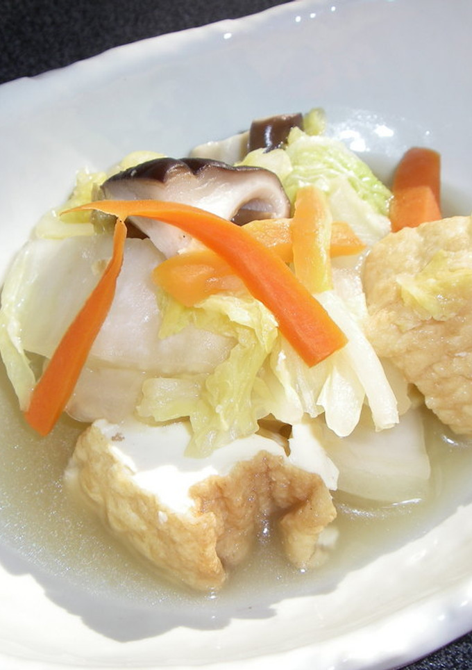 箸休めに。優しい味の白菜と厚揚げの煮物-レシピのメイン写真