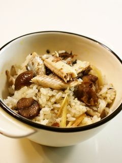 秋の香り*さんまと甘栗の炊き込みご飯-レシピのメイン写真