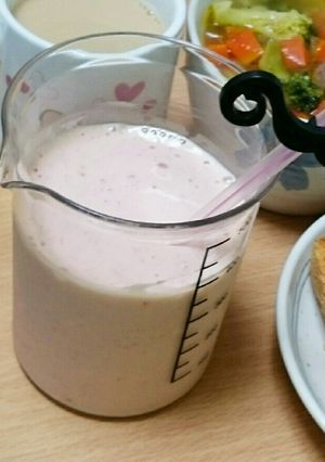 イチゴのスムージー-レシピのメイン写真