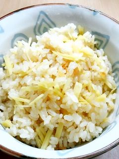 シンプルな新生姜の炊き込み御飯-レシピのメイン写真