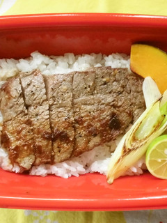 簡単に~!焼くだけステーキ丼♪-レシピのメイン写真