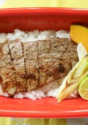 簡単に～！焼くだけステーキ丼♪-レシピのメイン写真