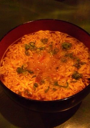 手間すぎかつお出汁でチキンラーメン-レシピのメイン写真