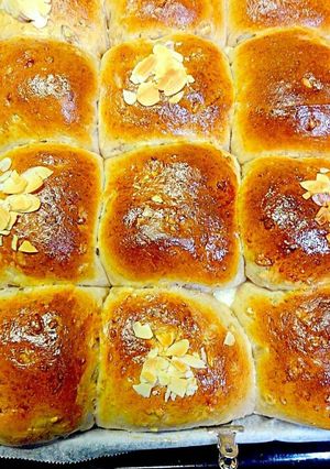 簡単なくるみ生地の２種類ちぎりパン-レシピのメイン写真