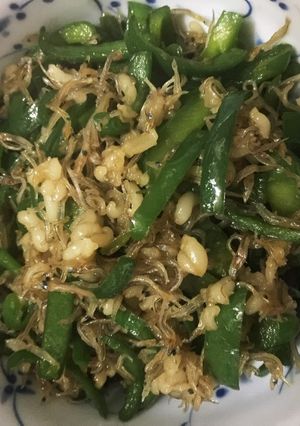 米粒麦とピーマンとじゃこの油炒め-レシピのメイン写真