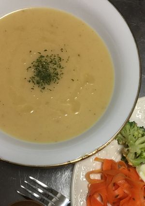 じゃがいものポタージュ トリュフ風味-レシピのメイン写真