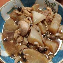 大根が美味しい季節に！大根鶏肉味噌煮込-レシピのメイン写真