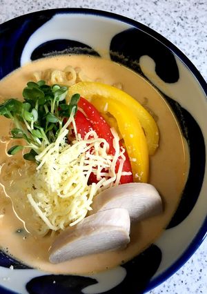 女子用辛ラーメン-レシピのメイン写真