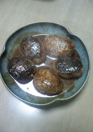 ケチャップで煮込みハンバーグｗｗ-レシピのメイン写真