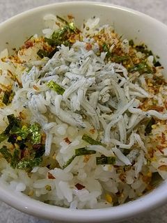 しらす干しふりかけご飯☝火を使わない丼♥-レシピのメイン写真