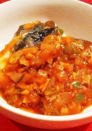 サバとトマトジュースの煮込み-レシピのメイン写真