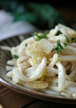 大根の皮ペペロンチーノ-レシピのメイン写真