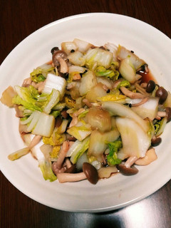 簡単時短!えのきと白菜のバタポン炒め-レシピのメイン写真