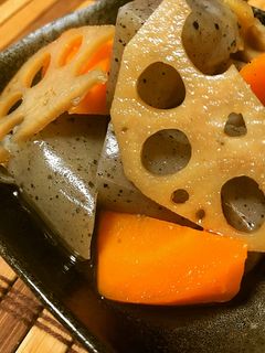 簡単!お弁当◎れんこんと蒟蒻の煮物-レシピのメイン写真
