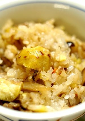 栗入りまぜご飯-レシピのメイン写真
