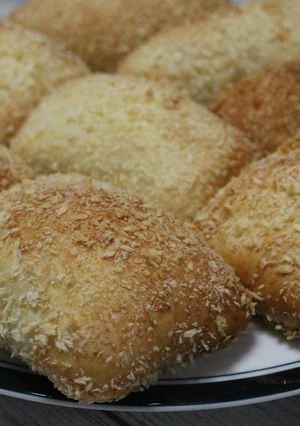 余ったカレーをリメイク!!カレーパン-レシピのメイン写真