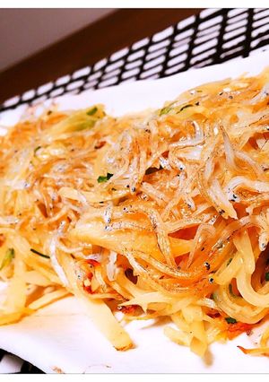 もっちり焼きじゃがしらす-レシピのメイン写真