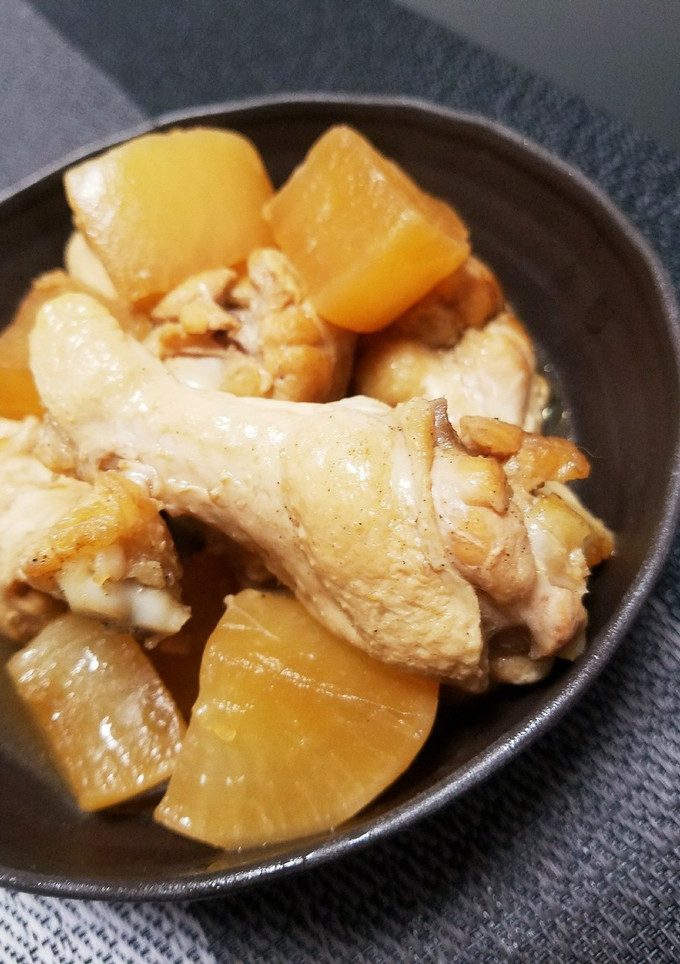 お肉柔らか♪手羽元と大根の煮物-レシピのメイン写真