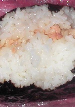 サーモンのお刺身の残りのおにぎり-レシピのメイン写真