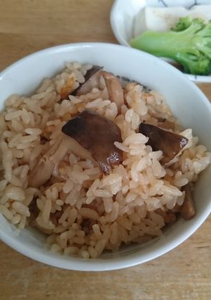 きんたけご飯(きのこの炊き込みご飯)-レシピのメイン写真