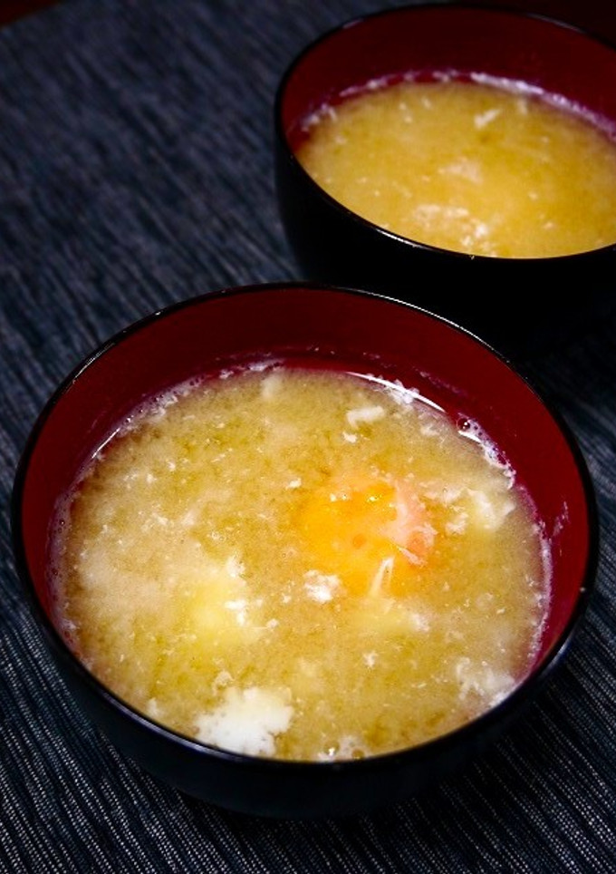 簡単！半熟☆落とし卵のお味噌汁-レシピのメイン写真