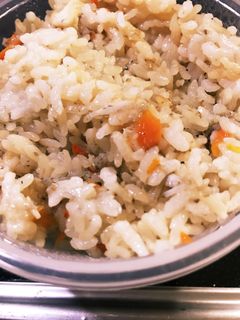 おでんの素で!しらすキノコの炊き込みご飯-レシピのメイン写真