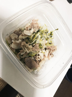 豆苗サラダ-レシピのメイン写真