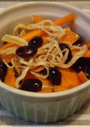 黒豆とにんじんとさきいかのポン酢漬け-レシピのメイン写真