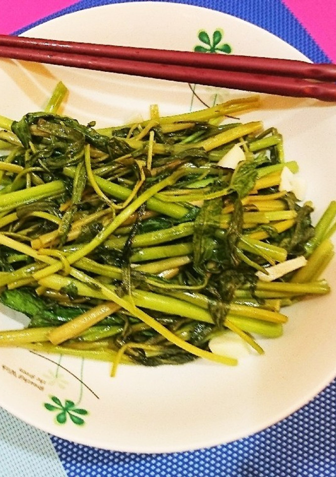 中華の定番､台湾の家庭料理〜空芯菜炒め♪-レシピのメイン写真
