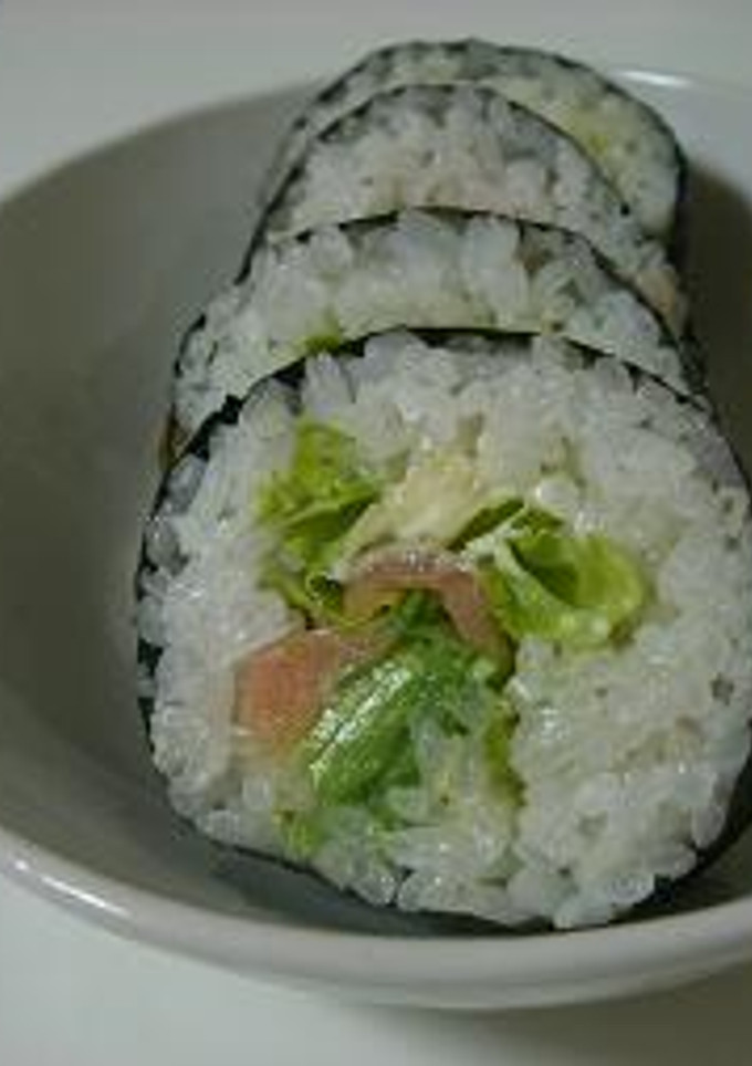 アボカドとスモークサーモンの巻き寿司-レシピのメイン写真