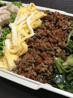 肉そぼろ丼-レシピのメイン写真
