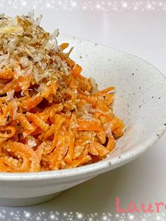 人参といわし節の胡麻和え-レシピのメイン写真