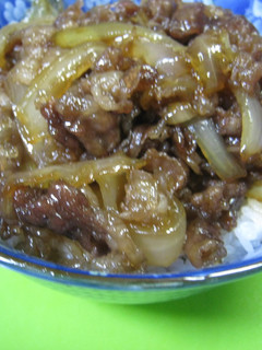 超安く超簡単 牛バラ肉玉葱すき煮味牛丼-レシピのメイン写真