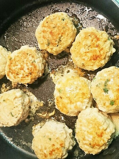 玉ねぎなし☆紫蘇とえのきのハンバーグ-レシピのメイン写真
