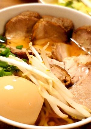 炙りチャーシュー味玉ラーメン-レシピのメイン写真