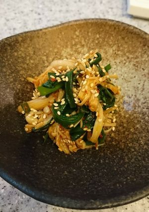 調味料1つ！ニラとえのきとキムチの炒め物-レシピのメイン写真
