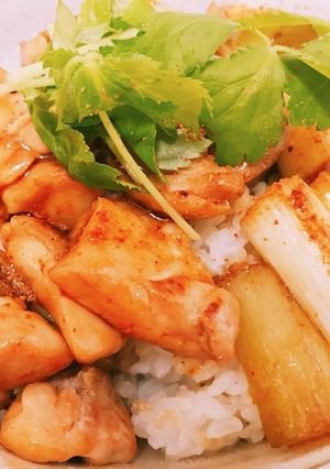 フライパンで簡単！焼き鳥丼-レシピのメイン写真
